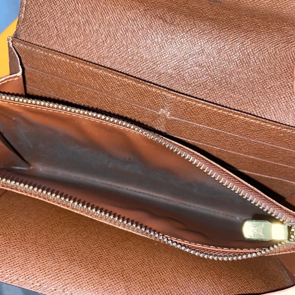 Louis Vuitton sarah wallet - Picture 3 of 11